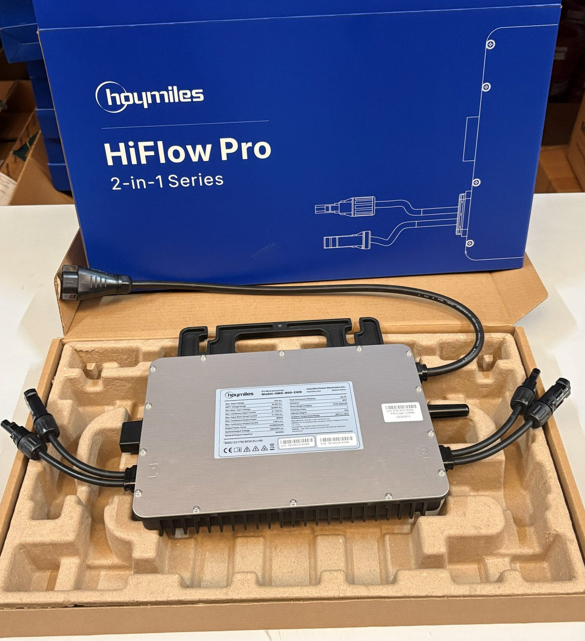 800W Hoymiles HMS-800-2WB HiFlow Pro WiFi · Mikro-Wechselrichter · 2 MPPT · WLAN & Bluetooth · IP67 · inkl. 5m Schuko Flex-S3 Kabel · Balkonkraftwerk Wechselrichter