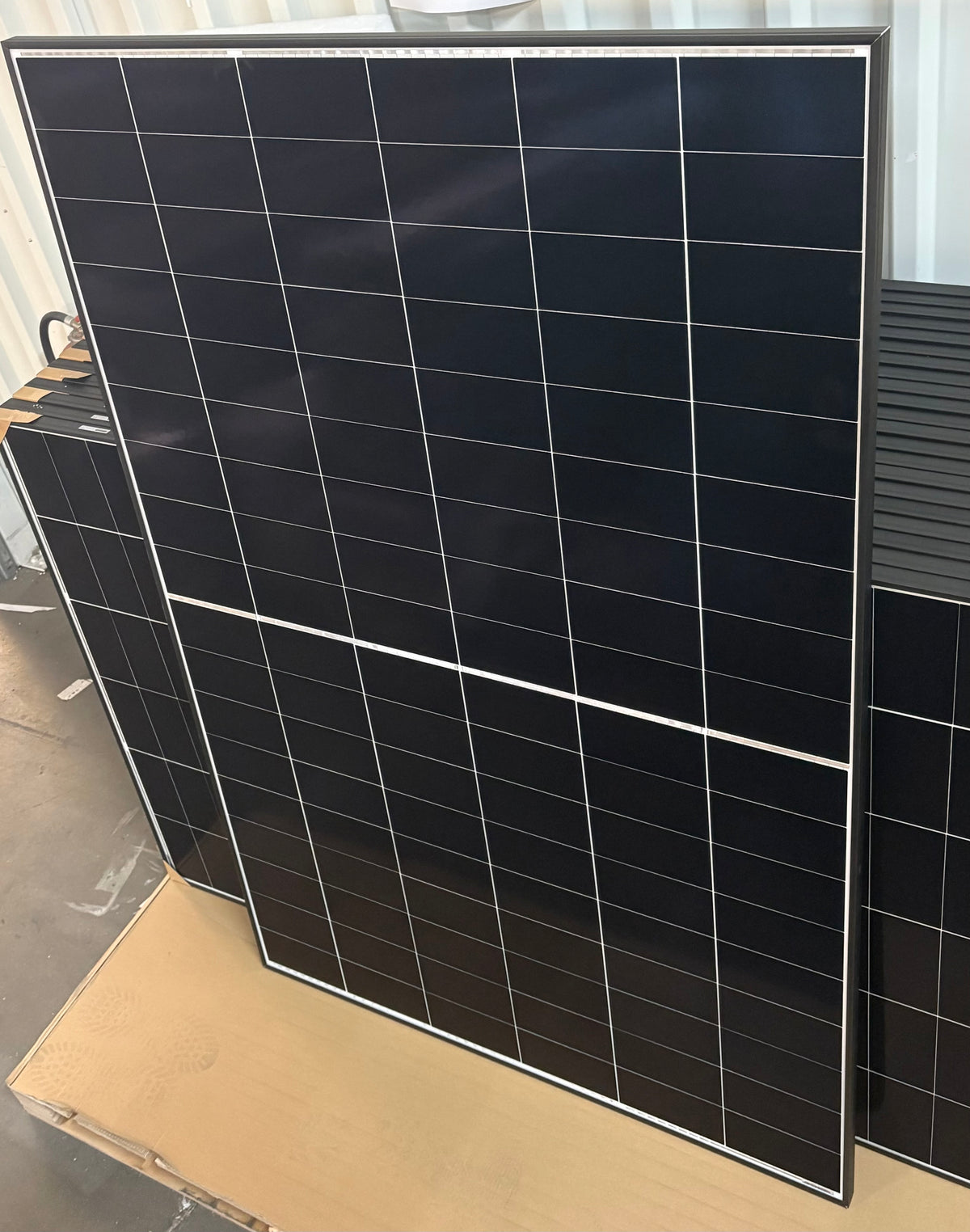 465W AIKO Neostar 2P+ A465-MAH54Dw · ABC Back-Contact · Glas/Glas N-Type - 1757x1134x30 mm Solarpanel Solarmodul Photovoltaik