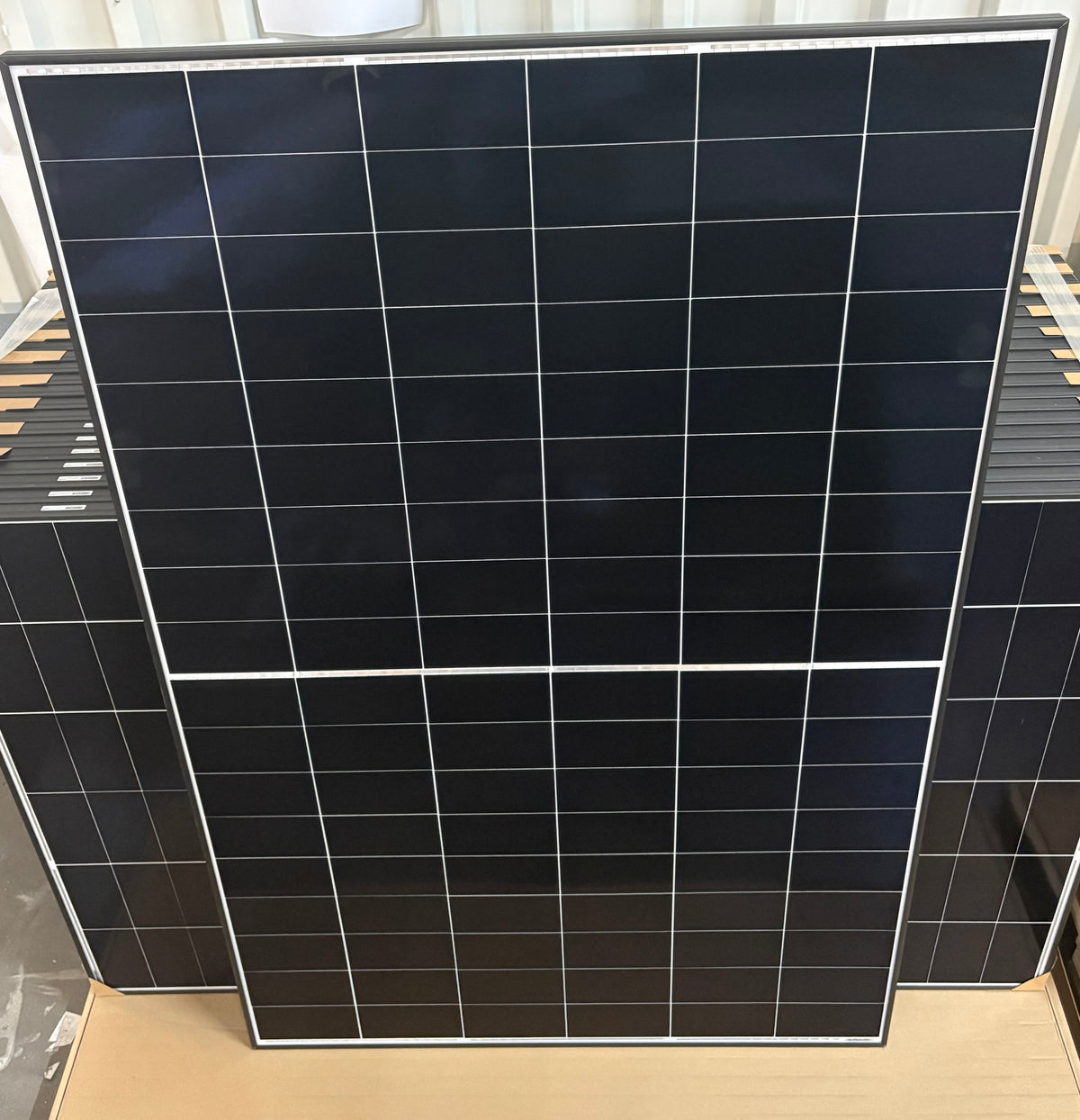 465W AIKO Neostar 2P+ A465-MAH54Dw · ABC Back-Contact · Glas/Glas N-Type - 1757x1134x30 mm Solarpanel Solarmodul Photovoltaik