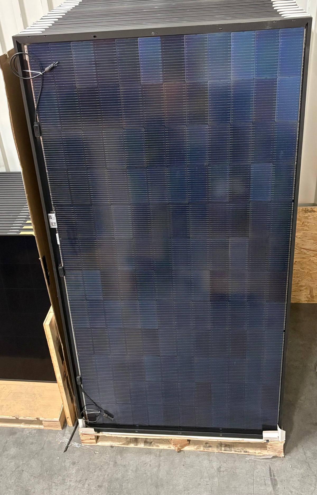 580W AESOLAR Terra V AE CMD-L144BD · N-Type TOPCon · bifazial · Glas/Glas · 2282x1190x30 mm · Solarpanel Solarmodul Photovoltaik Solarzaun