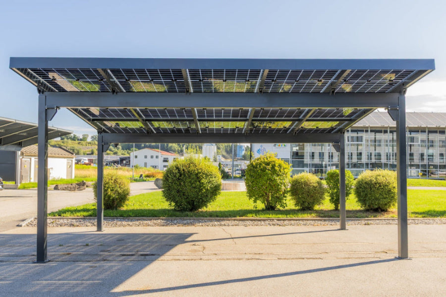 GREENPORT HOME Glas/Glas Solarcarport 1 Stellplatz – 3,78 kWp (9×420W), Schneelast bis 2 kN/m²