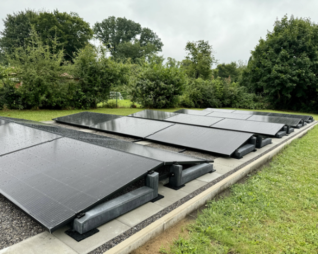 WATTSTONE 10° PV-Aufständerung für 4-PV Module im Ost-West Aufbau inkl. Klemmen und Bautenschutzmatten
WATTSTONE 15° PV-Aufständerung für 4-PV Module im Reihenaufbau inkl. Klemmen und Bautenschutzmatten
WATTSTONE 15° PV-Aufständerung für 4-PV Module im Ost-West Aufbau inkl. Klemmen und Bautenschutzmatten
