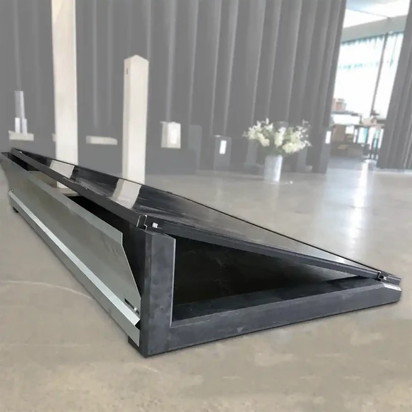Windleitblech für Wattstone 10° Bauteil ist speziell auf die PV-Aufständerung